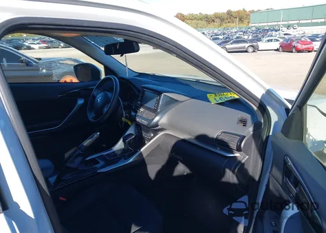 2022 Mitsubishi Eclipse Cross Es z USA, uszkodzony, nr VIN JA4ASUAA4NZ012226